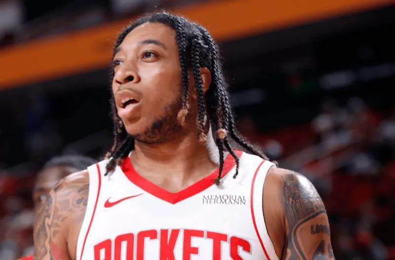 b体育官网-乌度卡终于做正确调整！戴维森取代霍乐迪，奥科吉提首发效果不差