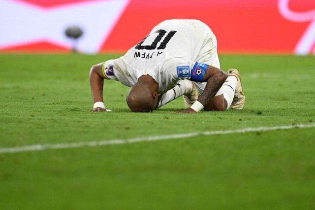 b体育官网-非洲破球荒仍无一胜 世界的期待依旧是“最弱大洲”