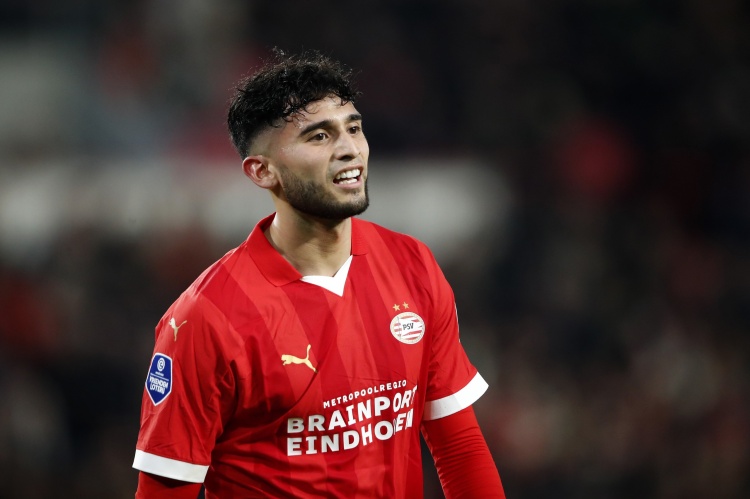 b体育app-罗马诺：埃因霍温找不到合适替代者，佩皮转会富勒姆交易告吹